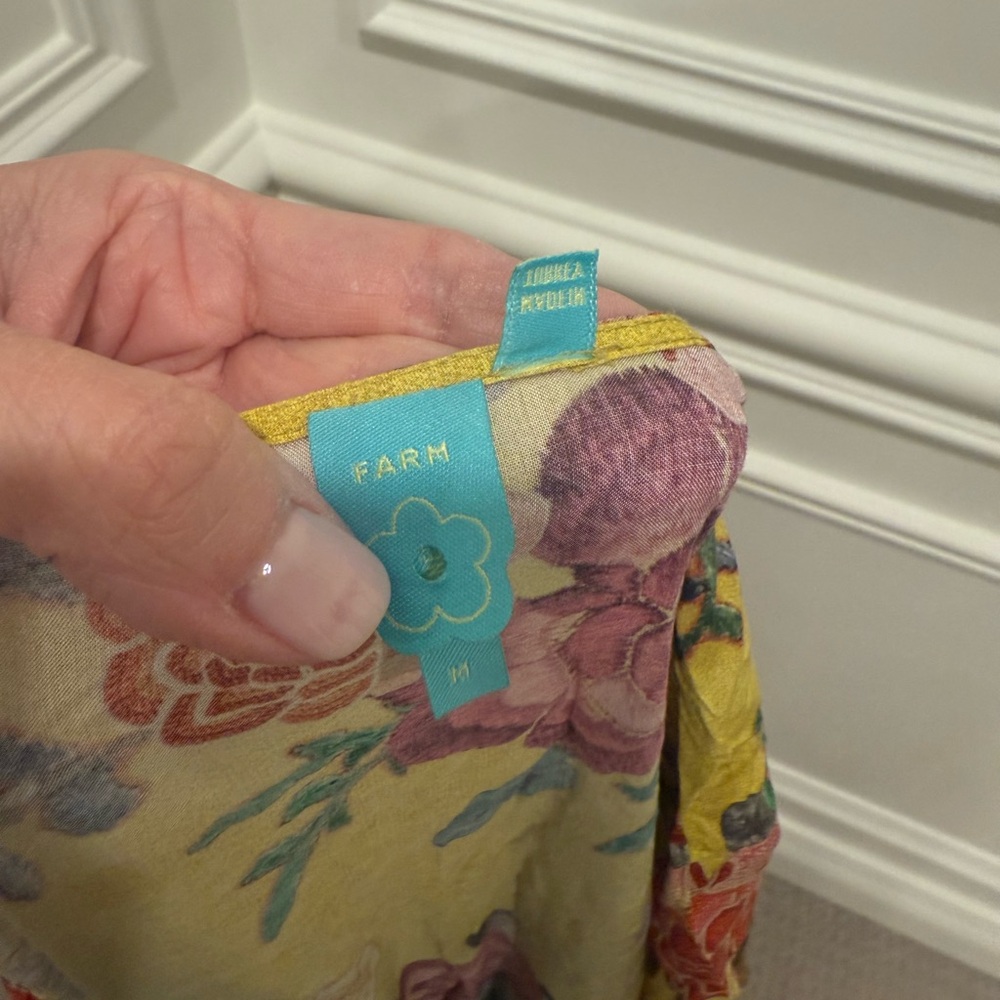 FARM rio yellow maxi wrap dress. Size medium - Picture 9 of 10